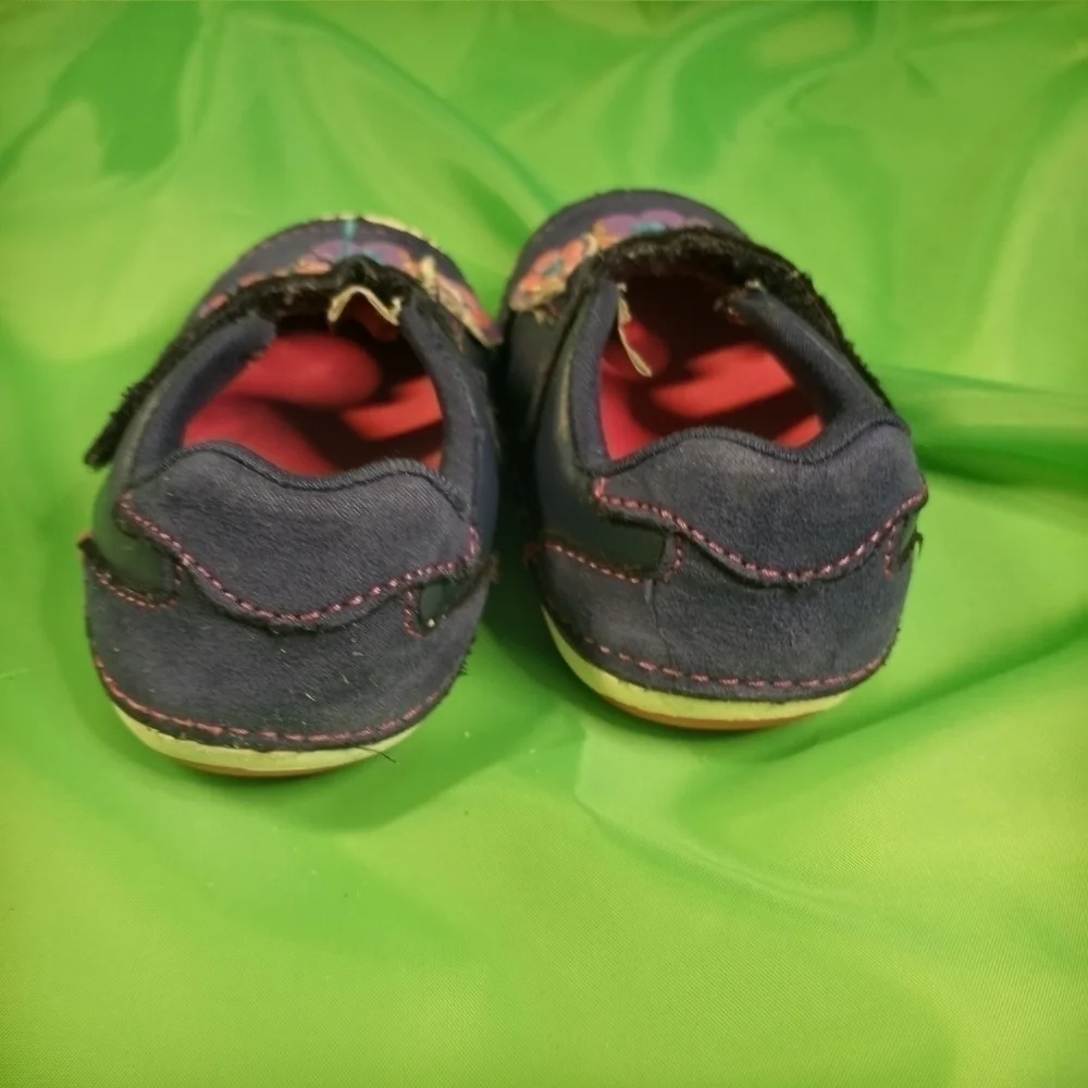 TEENY Toes Mary Jane Style Shoes Infant Size 4